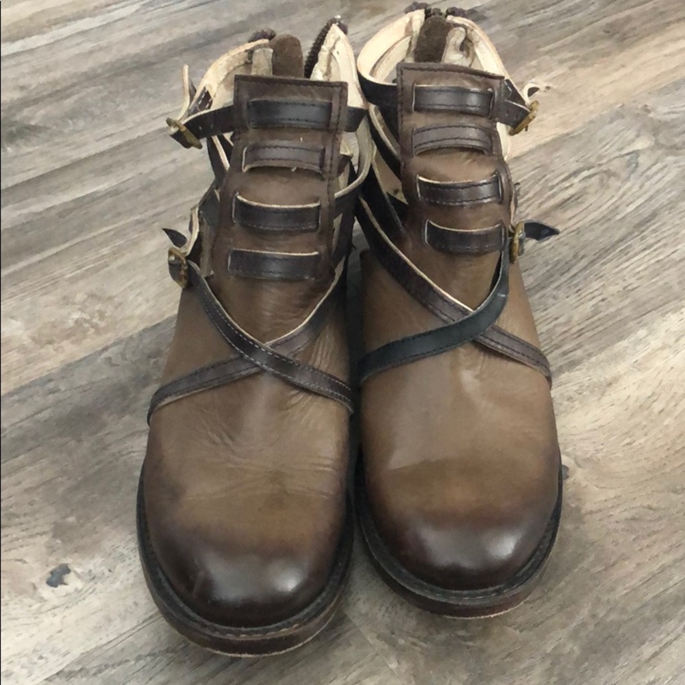 Freebies booties!